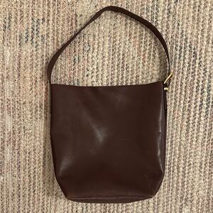 Madewell Essential Bucket Tote